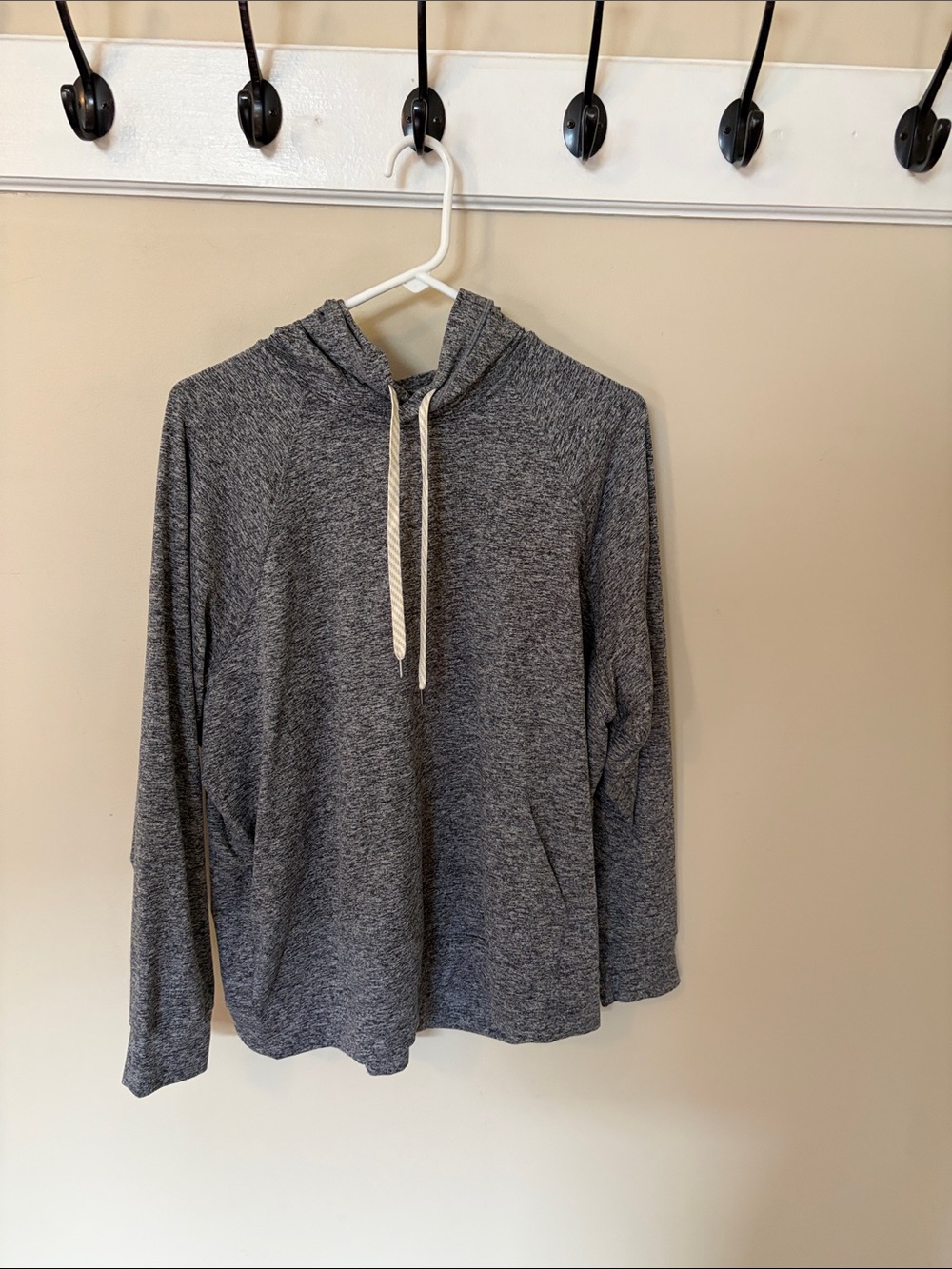 Vuori halo performance hoodie 2.0